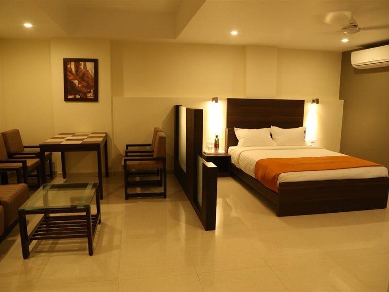 Hotel Metropolis Hubli Luaran gambar