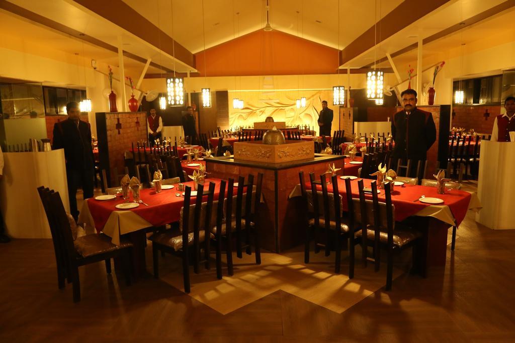 Hotel Metropolis Hubli Luaran gambar