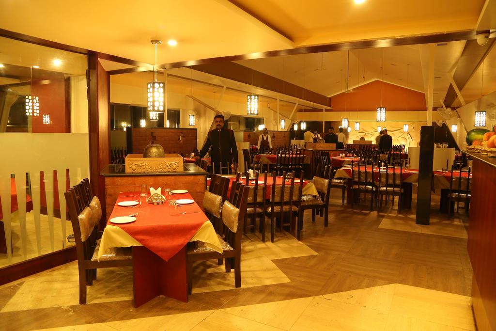 Hotel Metropolis Hubli Luaran gambar